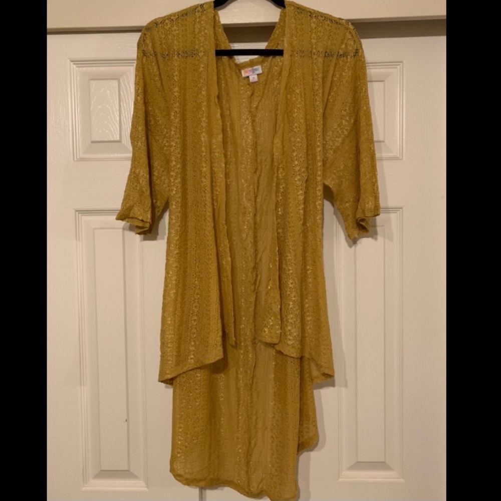 LuLaRoe Medium Gold Lace Lindsay Kimono VGUC